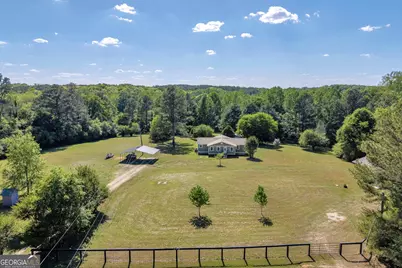 2405 Athens Hwy, Elberton, GA 30635 - Photo 1