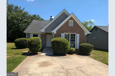 156 Crystal Brook, Griffin, GA 30223 - Photo 1