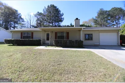 1061 Walnut Creek Lane, Jonesboro, GA 30238 - Photo 1