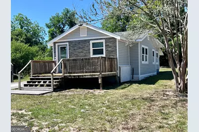 145 Sycamore Street, Jesup, GA 31545 - Photo 1