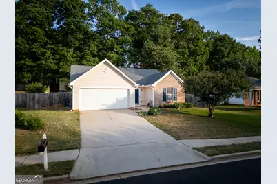 481 Sarahs Lane, Locust Grove, GA 30248 - Photo 1