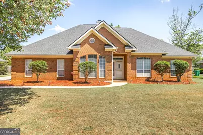206 Rhett Court, Warner Robins, GA 31088 - Photo 1