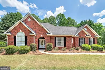 139 Marshas Vineyard, Hampton, GA 30228 - Photo 1