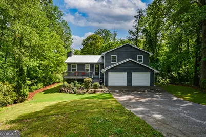 810 Hampton Court, Woodstock, GA 30188 - Photo 1