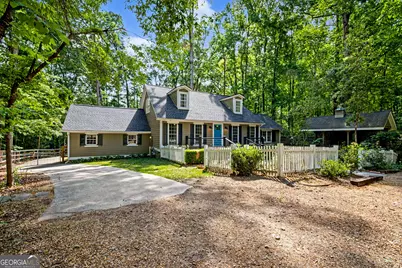 893 Happy Valley Circle, Newnan, GA 30263 - Photo 1