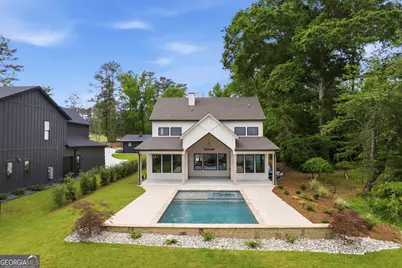 191 E Lakeview Drive NE #B, Milledgeville, GA 31061 - Photo 1