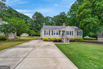 243 Beechwood Circle, Lagrange, GA 30240 - Photo 1