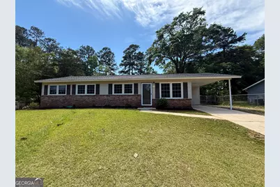 105 Sir Lancelot Avenue, Lagrange, GA 30241 - Photo 1
