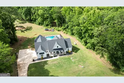 399 Dunn Street, Molena, GA 30258 - Photo 1