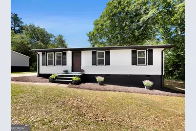 858 Clairmont Avenue, Comer, GA 30629 - Photo 1