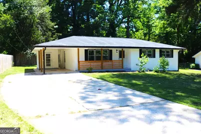 477 Parkwood Way, Jonesboro, GA 30236 - Photo 1
