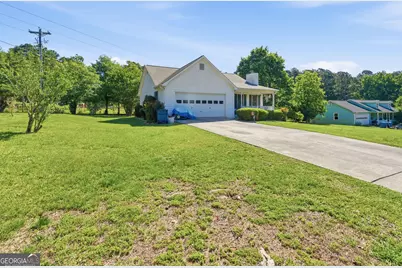 800 Lodgeview Drive, Bethlehem, GA 30620 - Photo 1