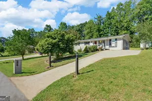 102 Cherry St, Toccoa, GA 30577 - Photo 34