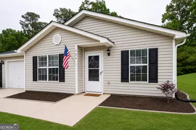 109 Ashley Oaks Drive, Barnesville, GA 30204 - Photo 1