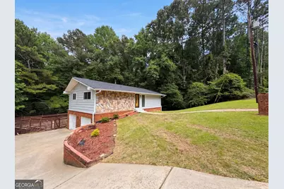 3630 Creekview Circle, College Park, GA 30349 - Photo 1