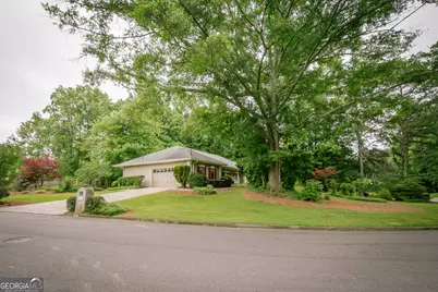 6960 Northgreen Drive, Sandy Springs, GA 30328 - Photo 1