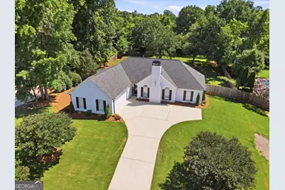 1921 E Bay Street, Hoschton, GA 30548 - Photo 1