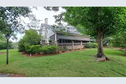 1025 Main Street, Stone Mountain, GA 30083 - Photo 1