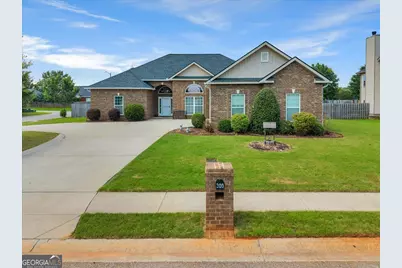 300 Post Oak Way, Warner Robins, GA 31088 - Photo 1