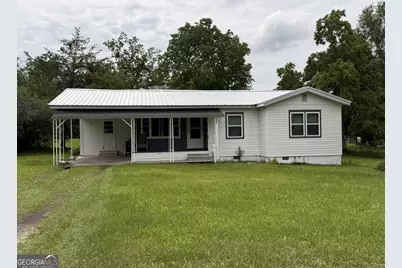 1305 N Pearl Avenue, Douglas, GA 31533 - Photo 1
