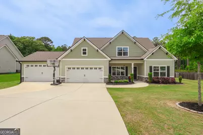 250 Cushing Street, Senoia, GA 30276 - Photo 1