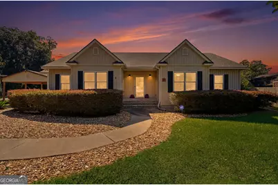 402 Houston Street, Darien, GA 31305 - Photo 1