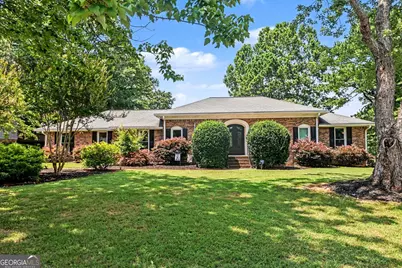 410 Saddle Lake Drive, Roswell, GA 30076 - Photo 1