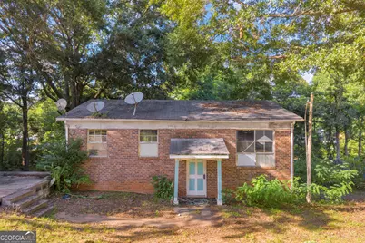 86 Textile Avenue, Lavonia, GA 30553 - Photo 1