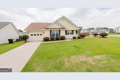 605 Deerfield Circle, Warner Robins, GA 31088 - Photo 1