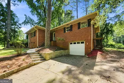 128 Dickson Court, Marietta, GA 30066 - Photo 1