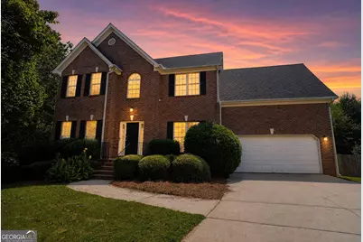 2740 Lake Commons Court, Snellville, GA 30078 - Photo 1