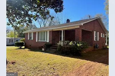 611 W Floyd Street, Sandersville, GA 31082 - Photo 1