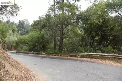 6050 Balboa Dr, Oakland, CA 94611 - Photo 6