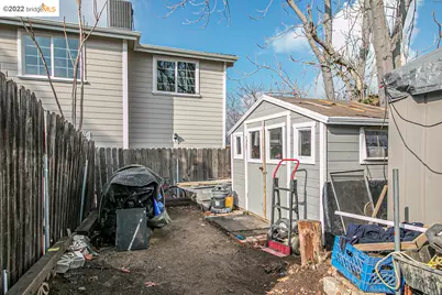 7755 Forsythe St, Los Angeles, CA 91042 - Photo 6