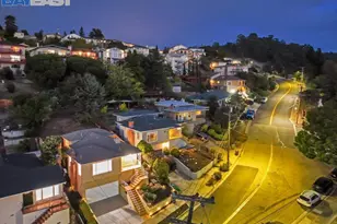 10600 Sheldon St, Oakland, CA 94605 - Photo 6
