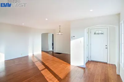10600 Sheldon St., Oakland, CA 94605 - Photo 14