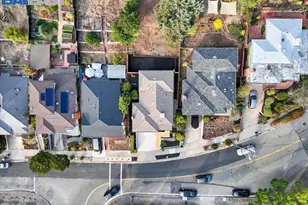 10600 Sheldon St, Oakland, CA 94605 - Photo 46