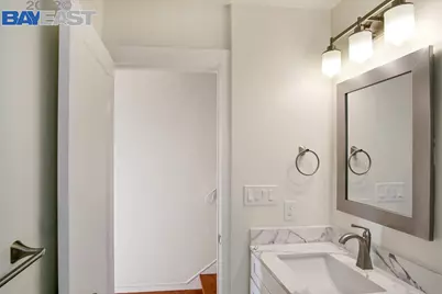 10600 Sheldon St., Oakland, CA 94605 - Photo 26