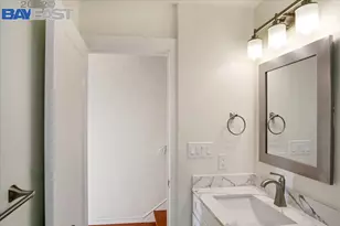 10600 Sheldon St, Oakland, CA 94605 - Photo 26