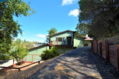 305 Lindsey Drive, Martinez, CA 94553 - Photo 1