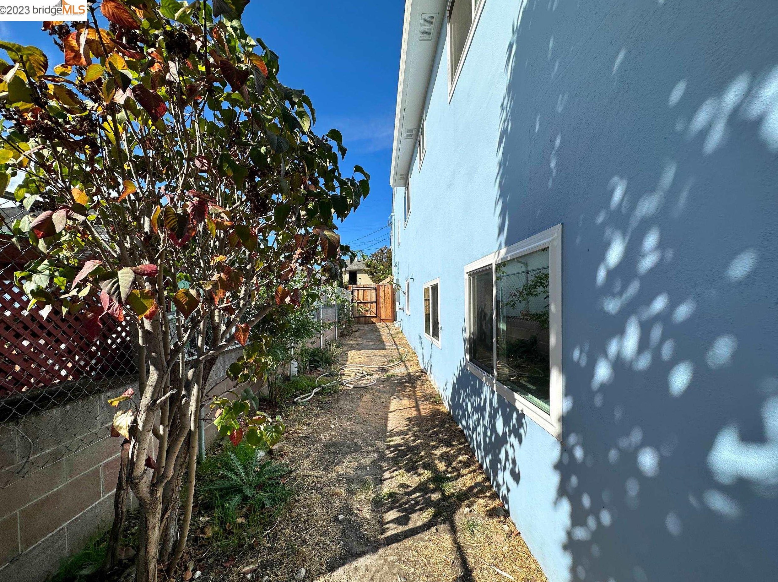 515 Sonoma Ave, Rodeo CA  94572-1634 exterior