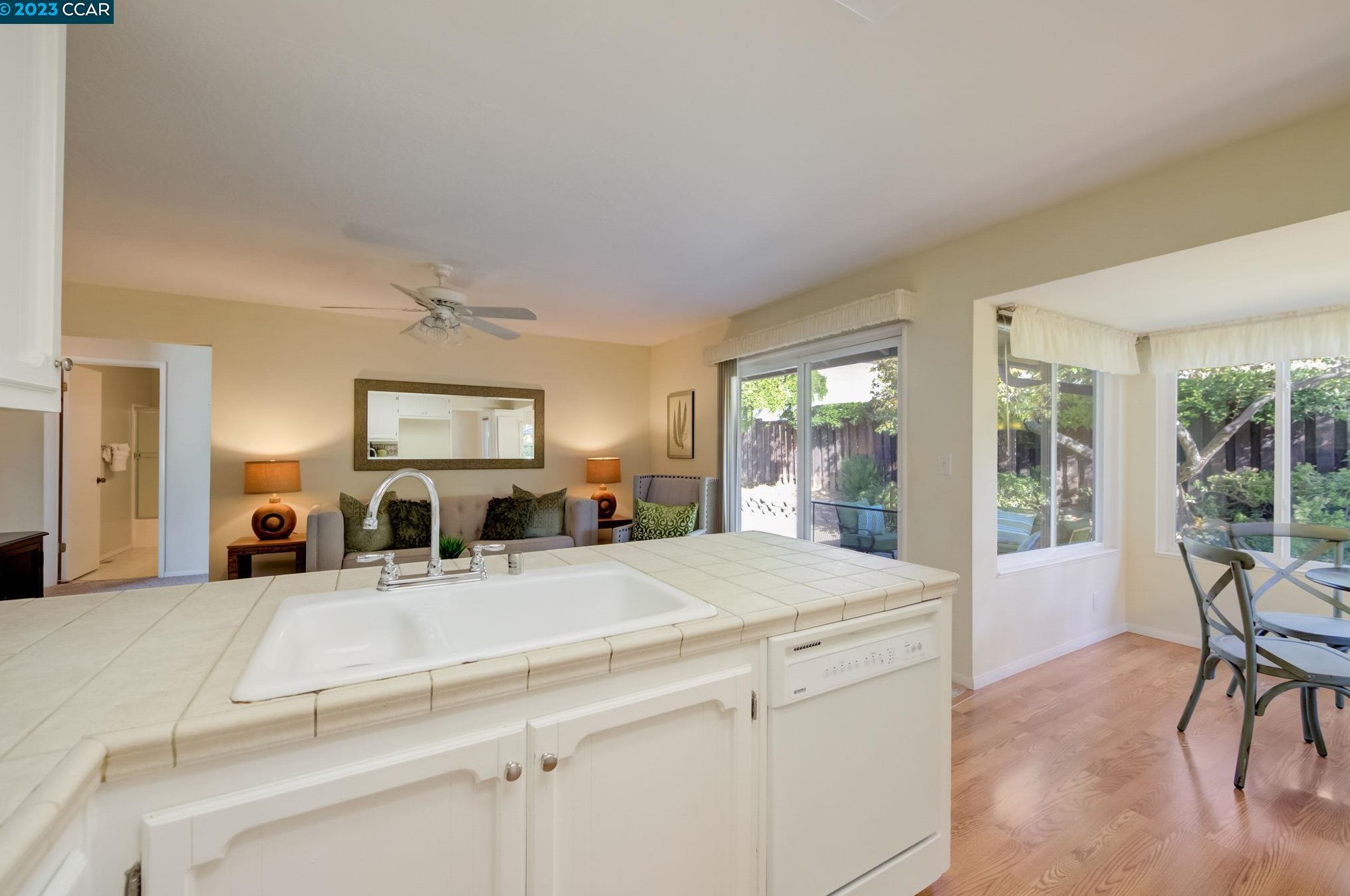 1935 Jameson Ct, Concord, CA 94521-1609