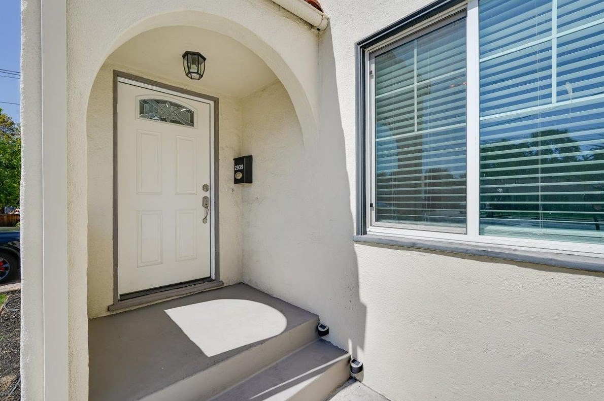 2939 Concord Blvd, Concord CA  94519-2610 exterior