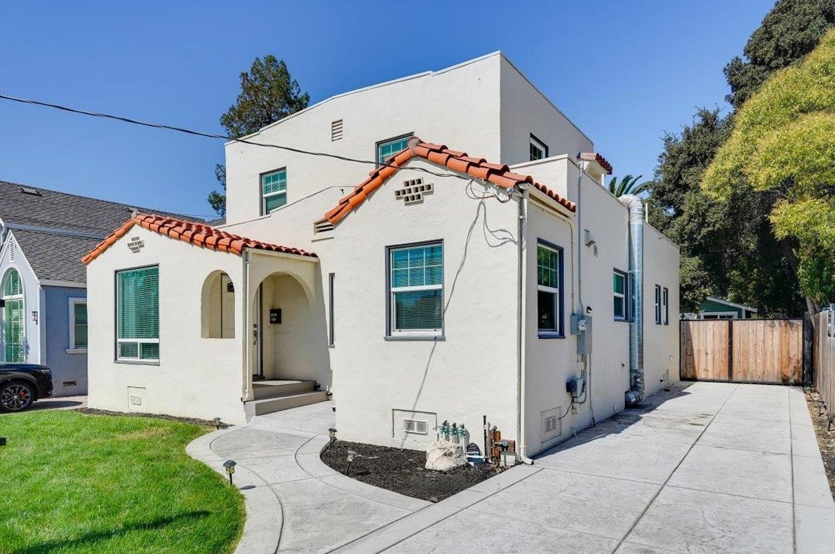 2939 Concord Blvd, Concord CA  94519-2610 exterior