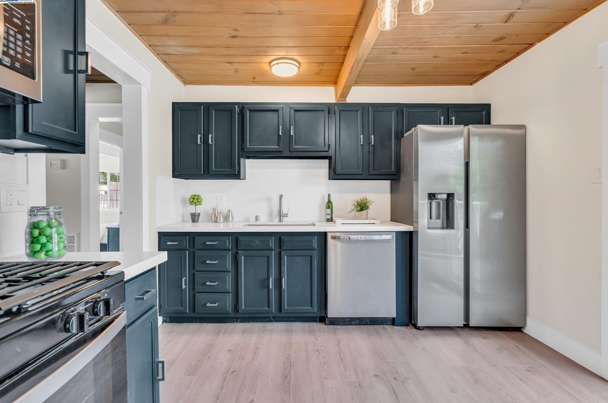 2961 Gillet Ave, Concord, CA 94520-5407