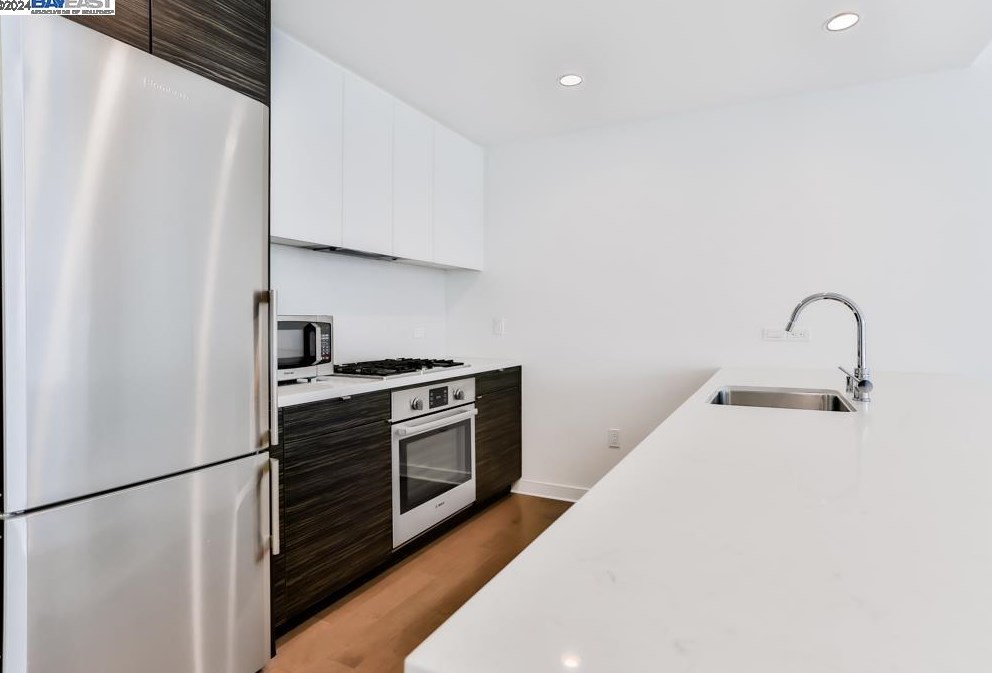 1688 Pine St, San Francisco CA  94109-4525 exterior