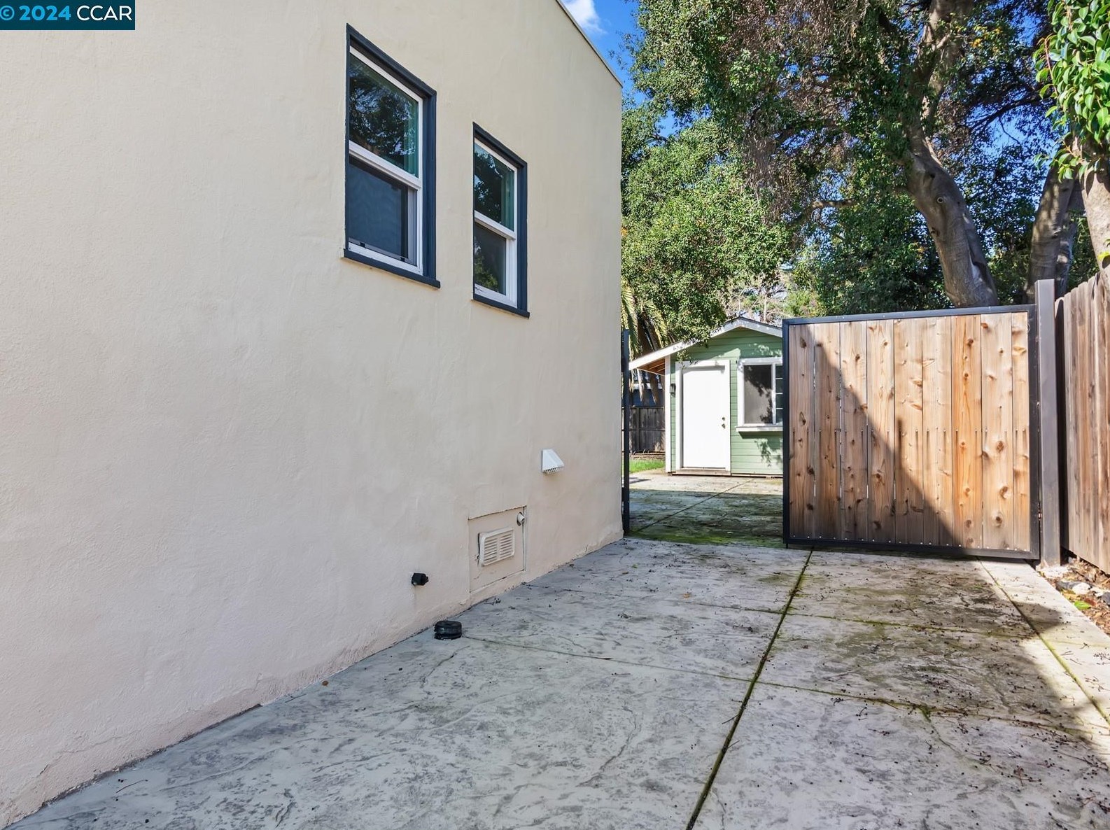 2939 Concord Blvd, Concord CA  94519-2610 exterior