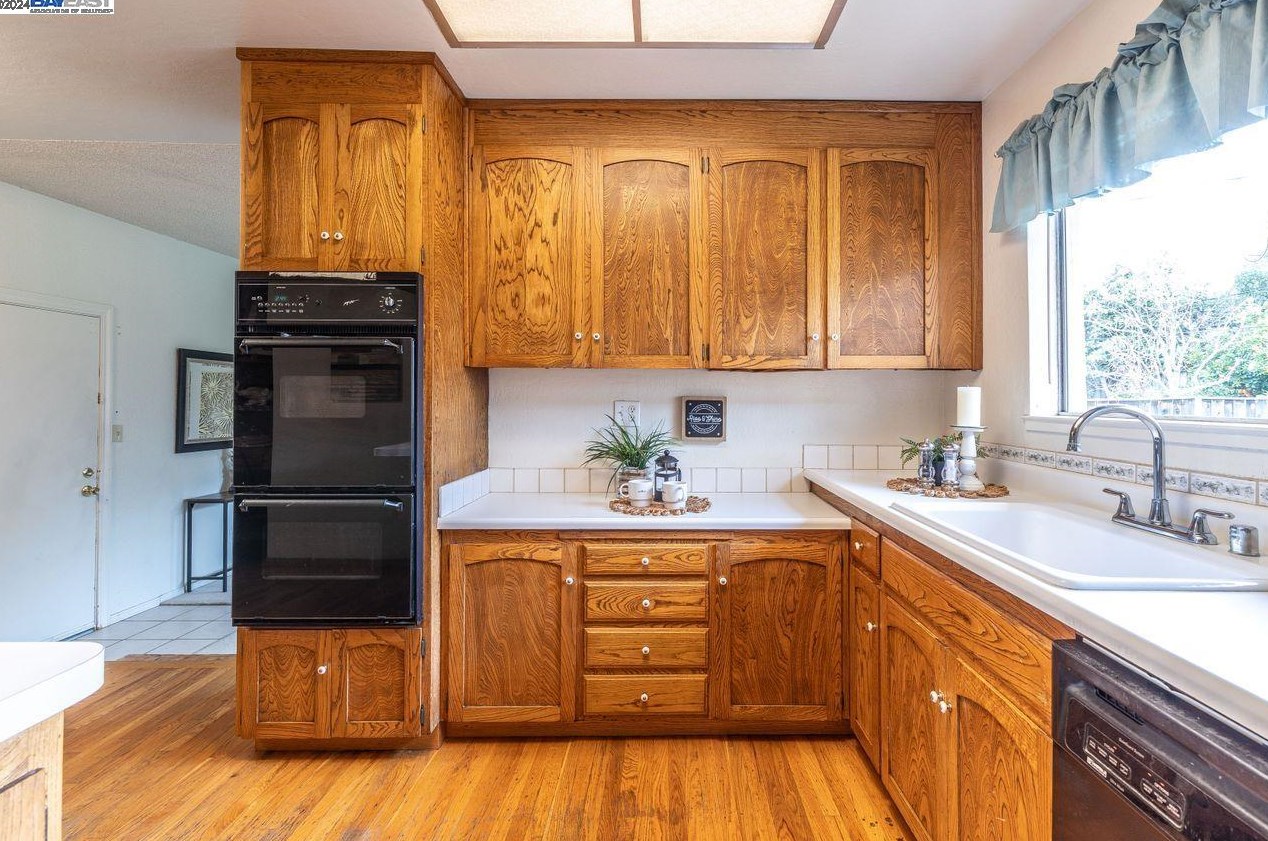 4222 Gibraltar Dr, Fremont, CA 94536-4748