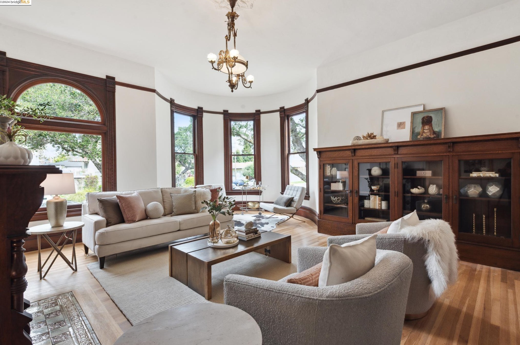 1834 San Jose Ave, Alameda, CA 94501