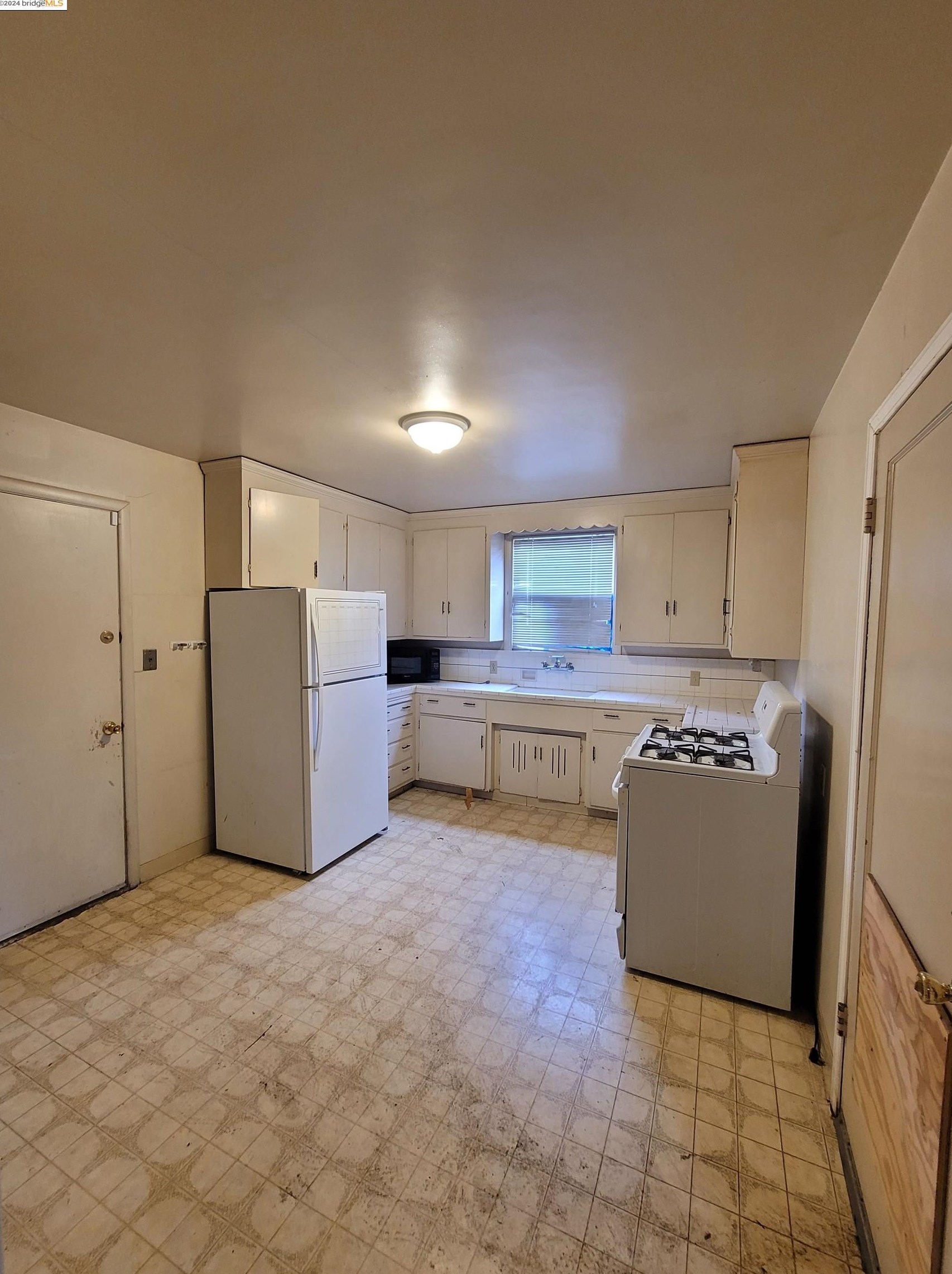 163 Marks Blvd, West Pittsburg, CA 94565-6515